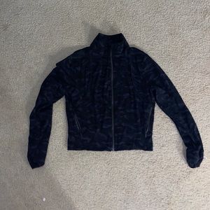 CAMO LULULEMON ZIP UP